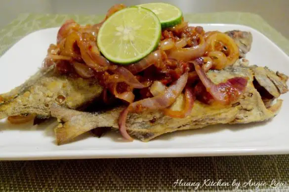 Crispy Chili Onion Fish