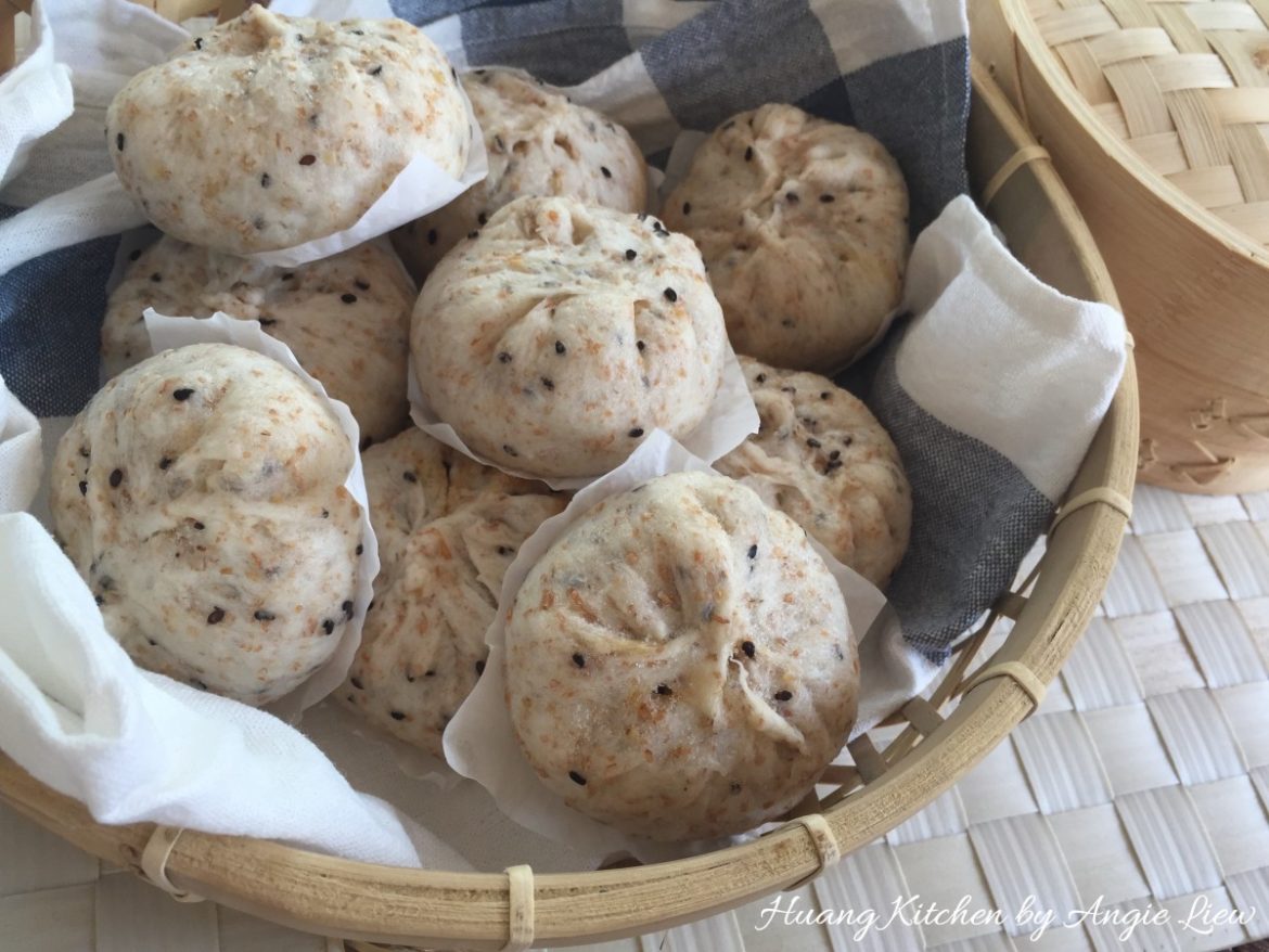 Irresistible Steamed Bun Recipe: Create Deliciously Fluffy Buns at Home