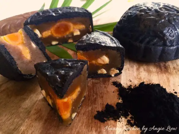 Baked Bamboo Charcoal Mooncakes