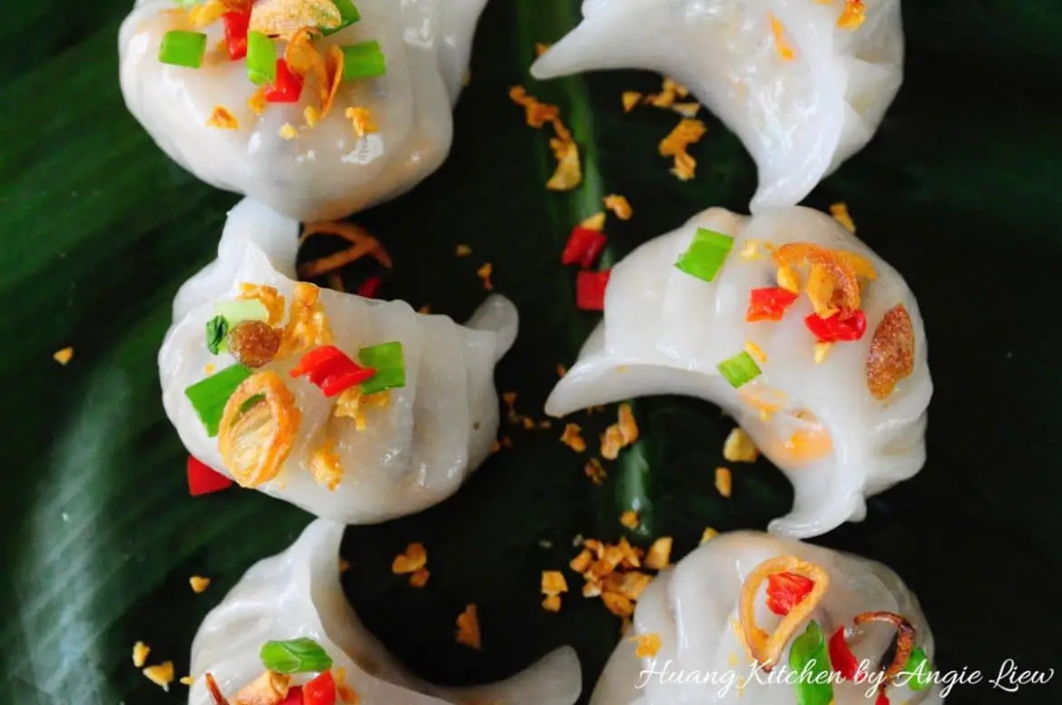Steamed Vegetable Dumplings (Chai Kuih)