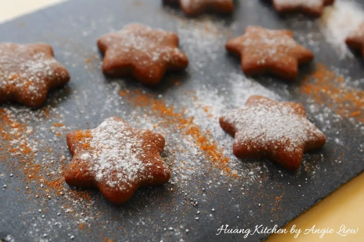 Gingerbread Cookies Gingerbread Cookies