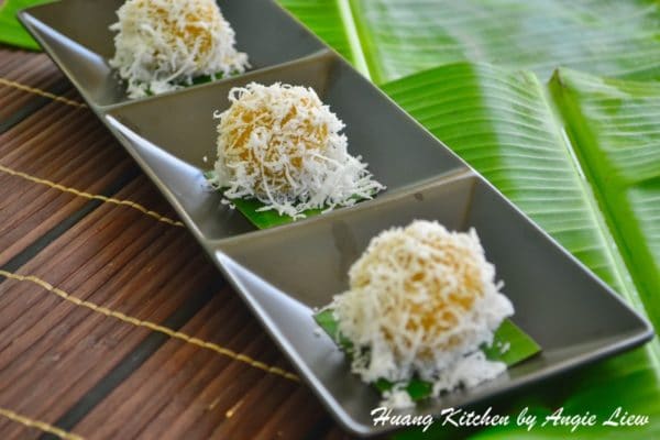 Onde Onde Recipe 椰丝球 - Huang Kitchen