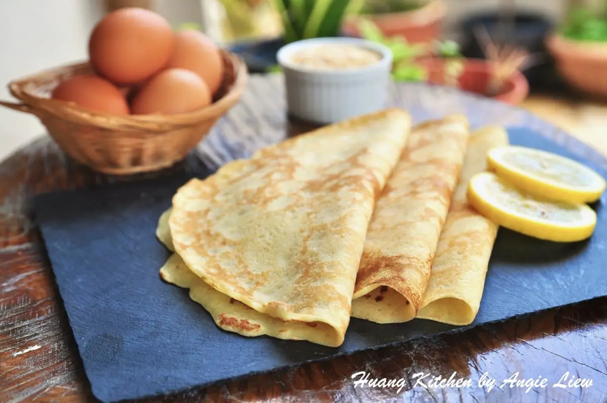 Thin Pancakes Recipe 薄煎饼食谱 - Huang Kitchen