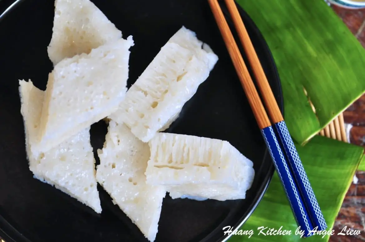 Steamed White Sugar Cake (Bak Tong Gou) 蒸白糖糕 - Huang Kitchen