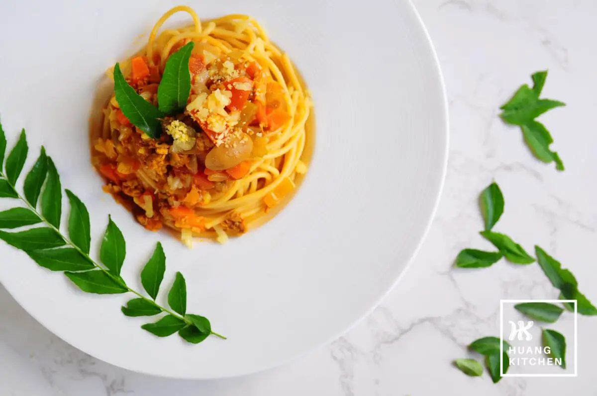 Spaghetti With Curry Meat Sauce Recipe Malaysian Style Bolognese Huang Kitchen