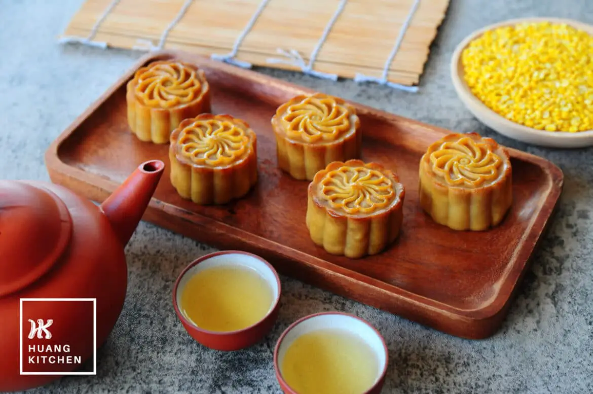 Durian Mung Bean Mooncakes Recipe 榴莲绿豆蓉月饼 Huang Kitchen