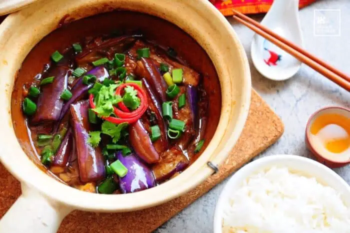 Braised Eggplant with Garlic Sauce