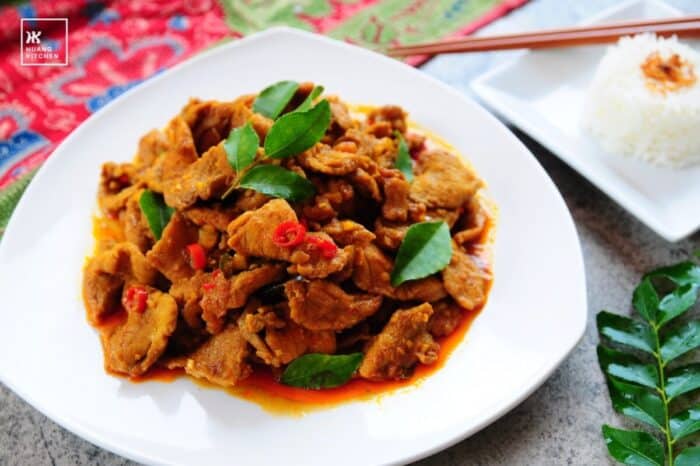 Stir Fried Pork With Lemongrass 