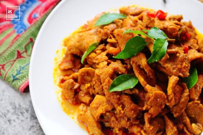 Stir Fried Pork With Lemongrass 