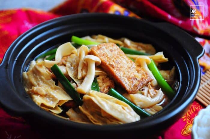 Braised Tofu With Beancurd Stick 